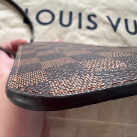 💯 Authentic Louis Vuitton Damier Ebene Neverfull Pochette Wristlet - Picture 5 of 12